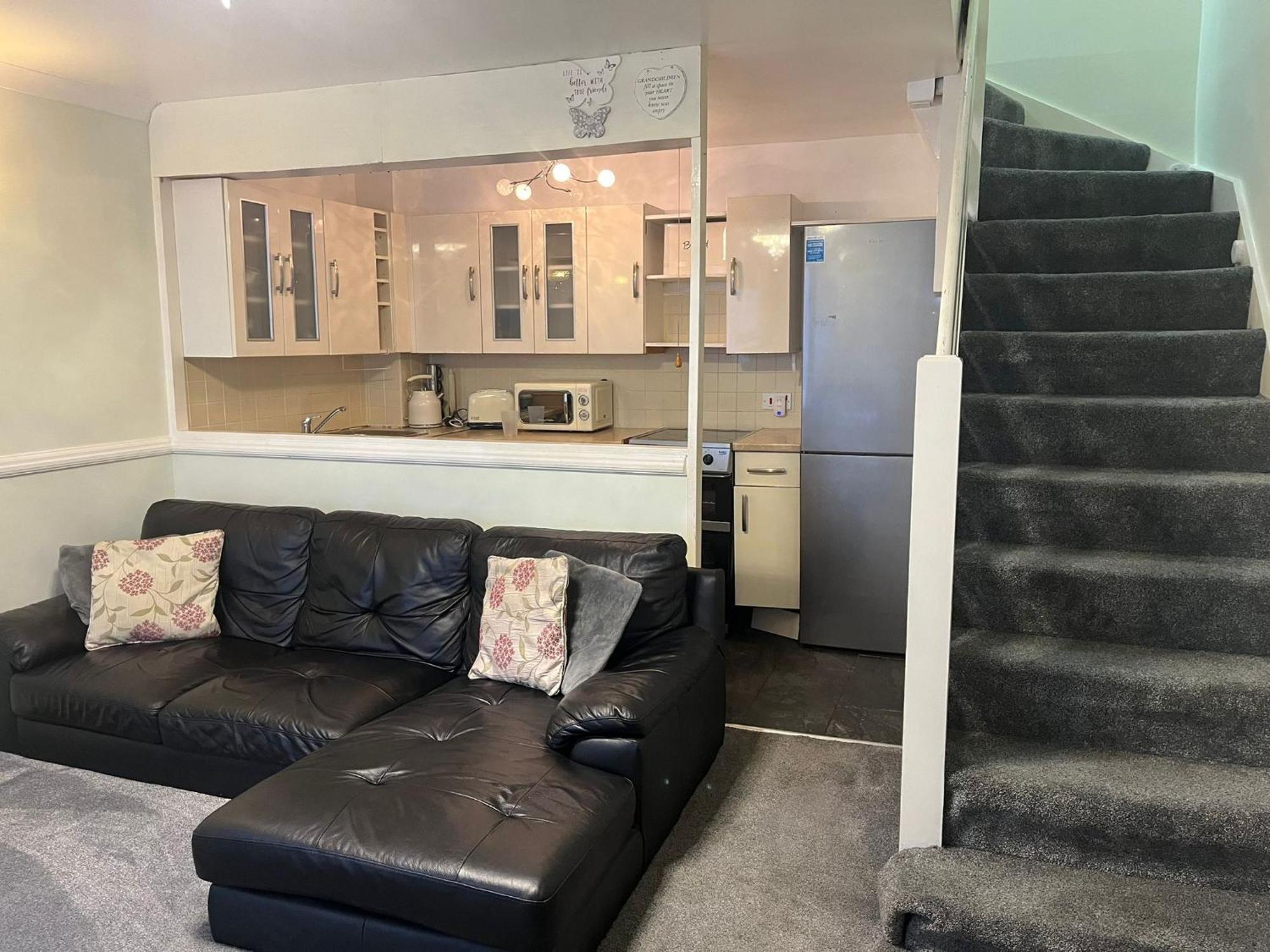 London 1 Bed Cosy House Apartman Norwood Kültér fotó